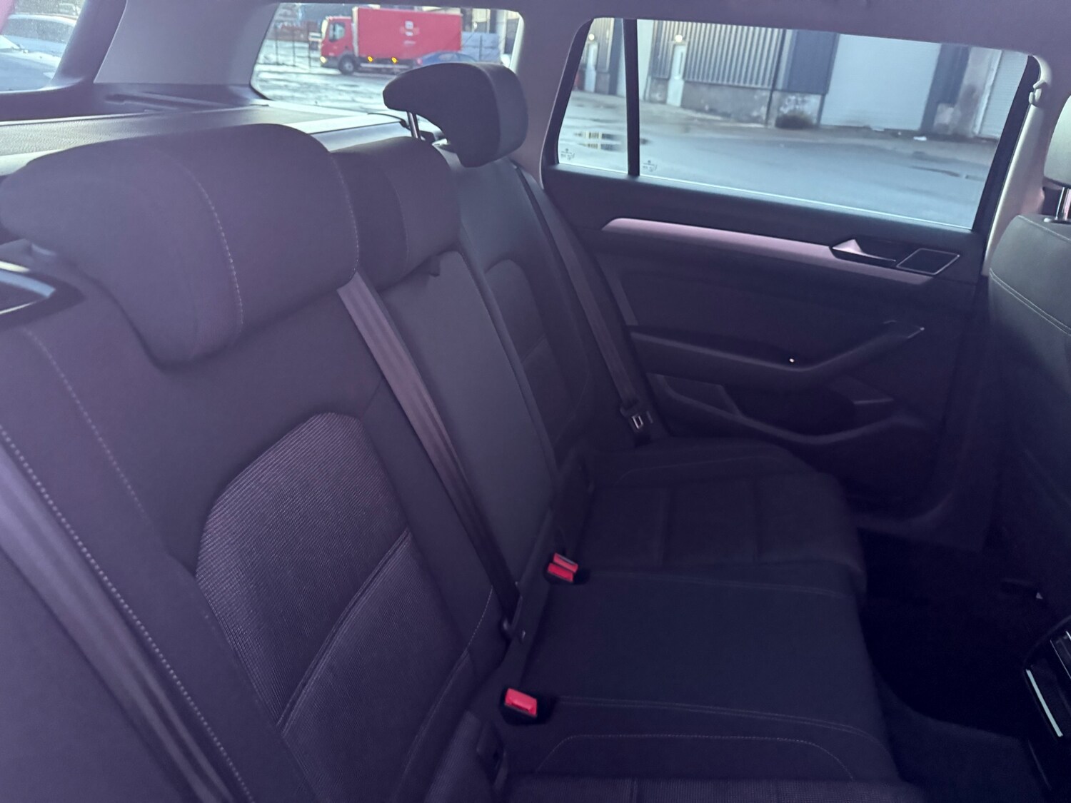 Used Volkswagen Passat 2015 for sale - 77190327: Photo 10