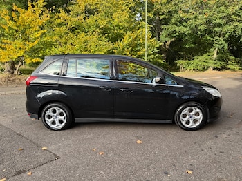 Used Ford Grand C-Max 2014 for sale - 76117699: Photo