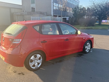 Used Hyundai i30 2010 for sale - 77779079: Photo