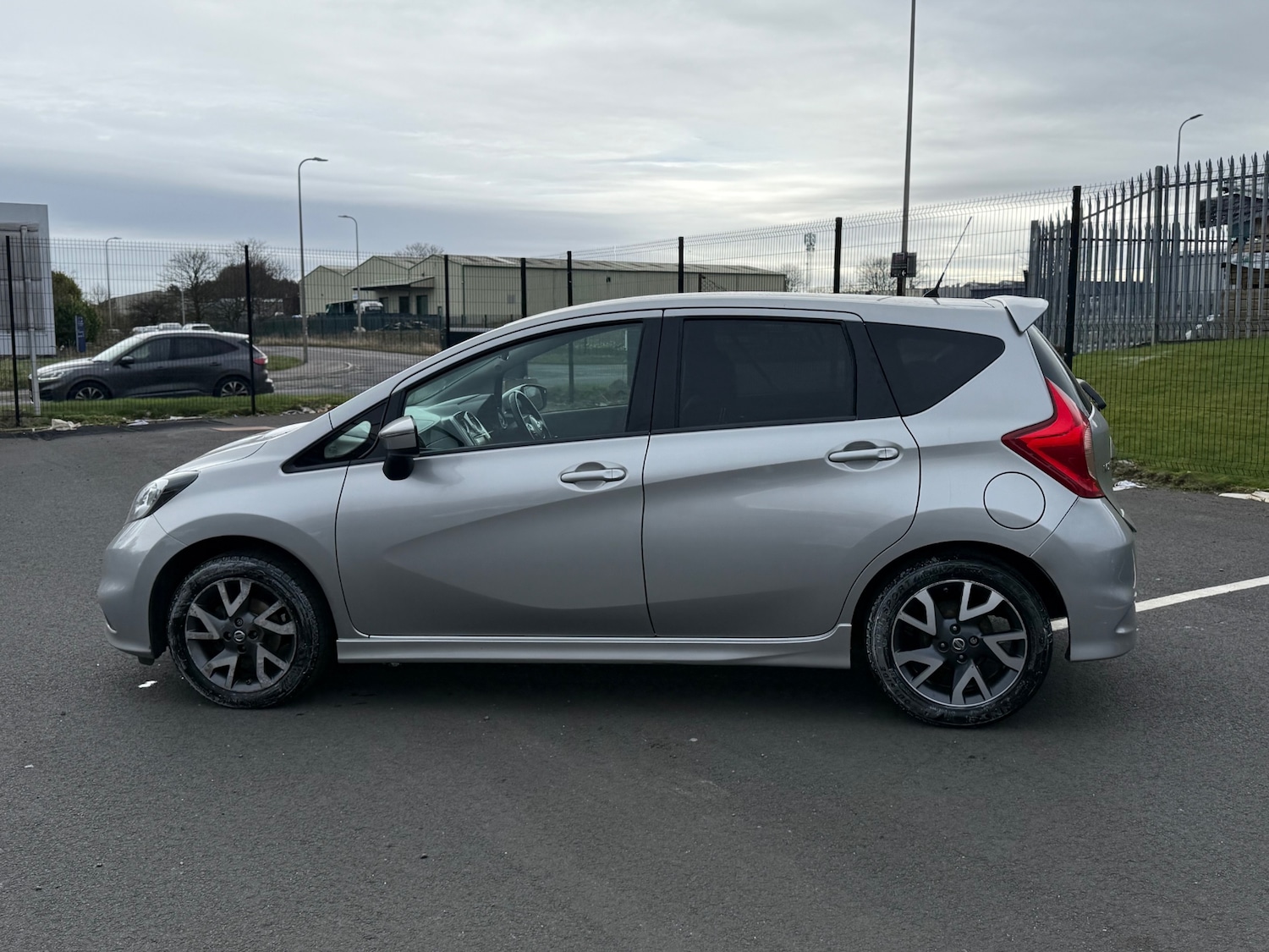Used Nissan Note 2014 for sale - 78090960: Photo 2