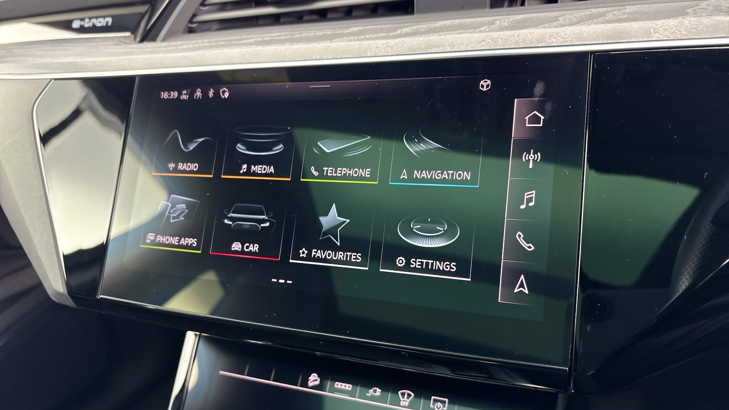 Used Audi e-tron 2022 for sale - 77977298: Photo 18