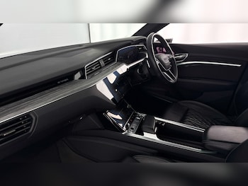 Used Audi e-tron 2022 for sale - 77977298: Photo