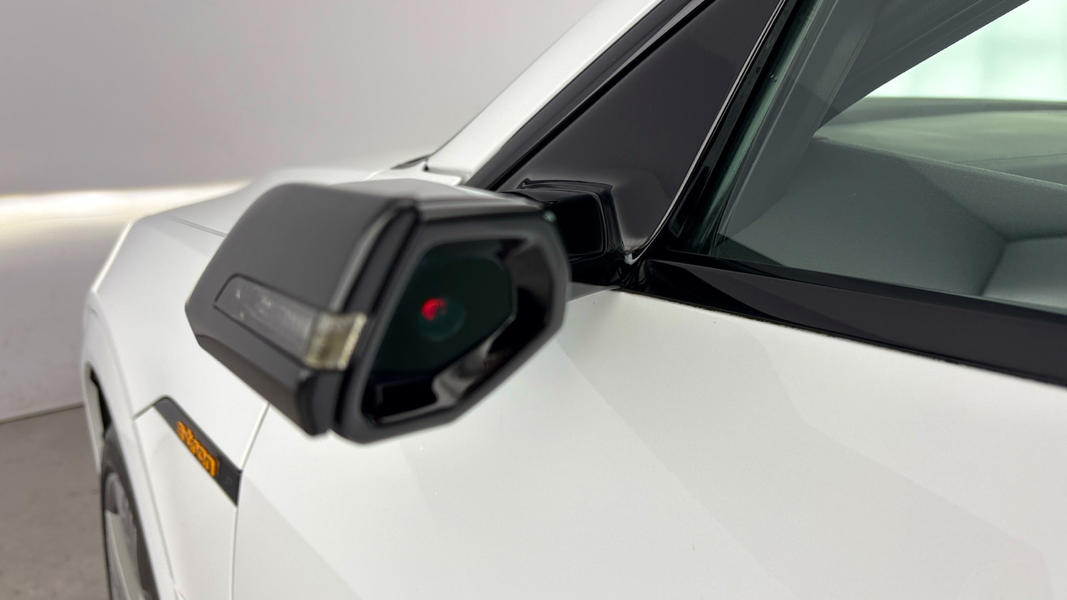 Used Audi e-tron 2022 for sale - 77977298: Photo 47