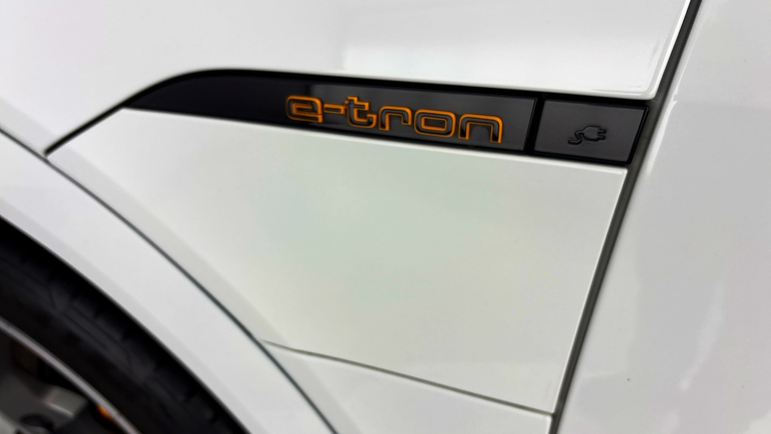 Used Audi e-tron 2022 for sale - 77977298: Photo 48