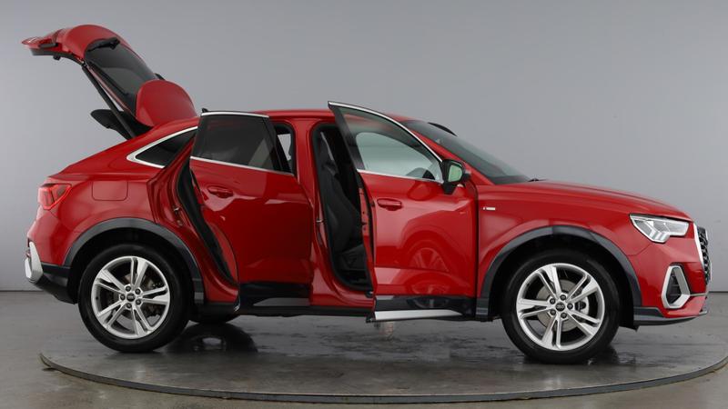 Used Audi Q3 2025 for sale - 76534457: Photo 10