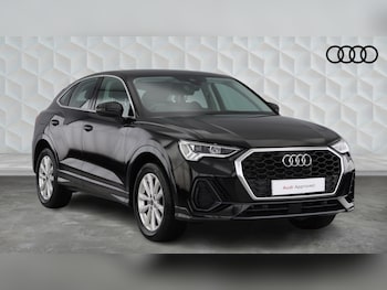 Used Audi Q3 2023 for sale - 77515599: Photo
