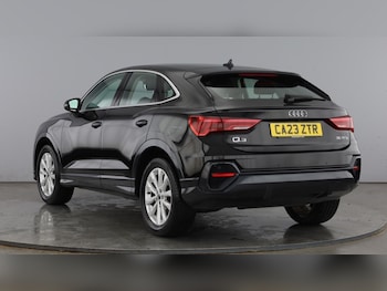 Used Audi Q3 2023 for sale - 77515599: Photo