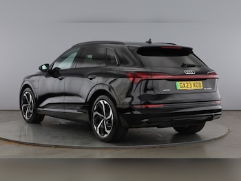 Used Audi e-tron 2023 for sale - 78112287: Photo