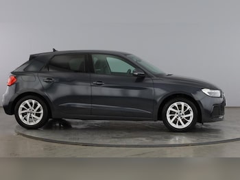 Used Audi A1 2019 for sale - 76146607: Photo