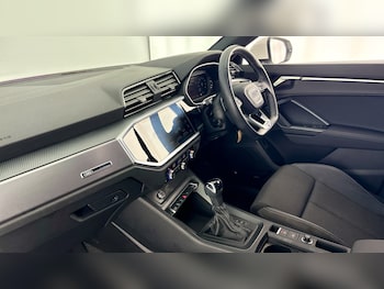 Used Audi Q3 2022 for sale - 78332724: Photo