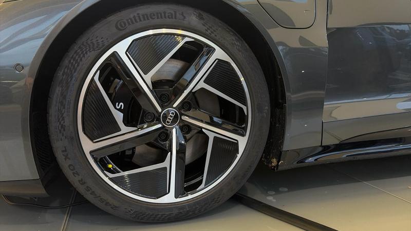 Used Audi e-tron GT for sale - 77447359: Photo 33