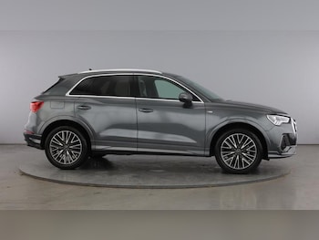 Used Audi Q3 2025 for sale - 76931257: Photo