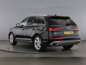 Used Audi Q7 2024 for sale - 79246672: Photo