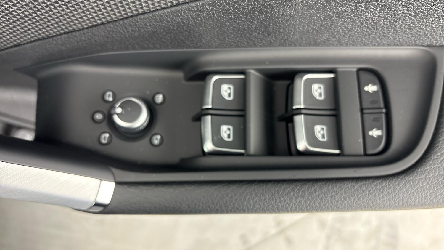 Used Audi Q2 for sale - 77750125: Photo 19