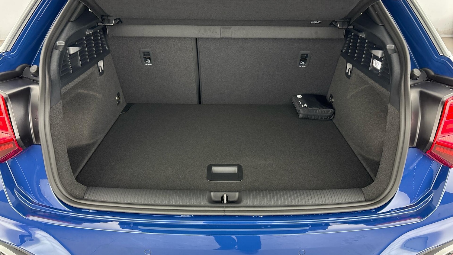 Used Audi Q2 for sale - 77750125: Photo 31