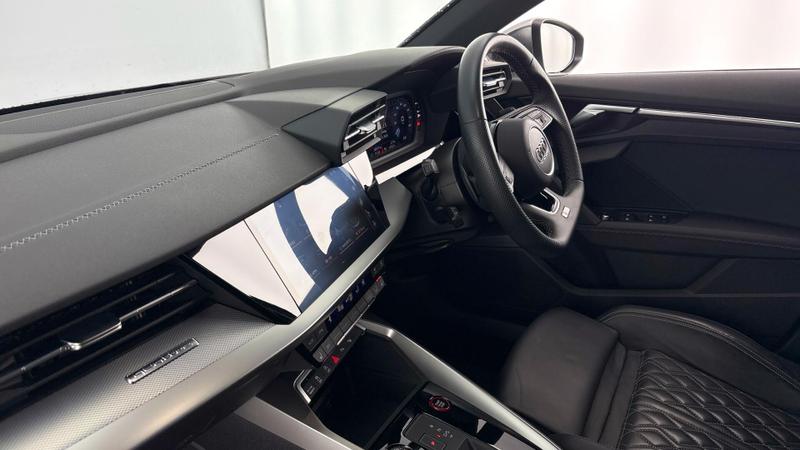 Used Audi S3 2022 for sale - 76738843: Photo 2