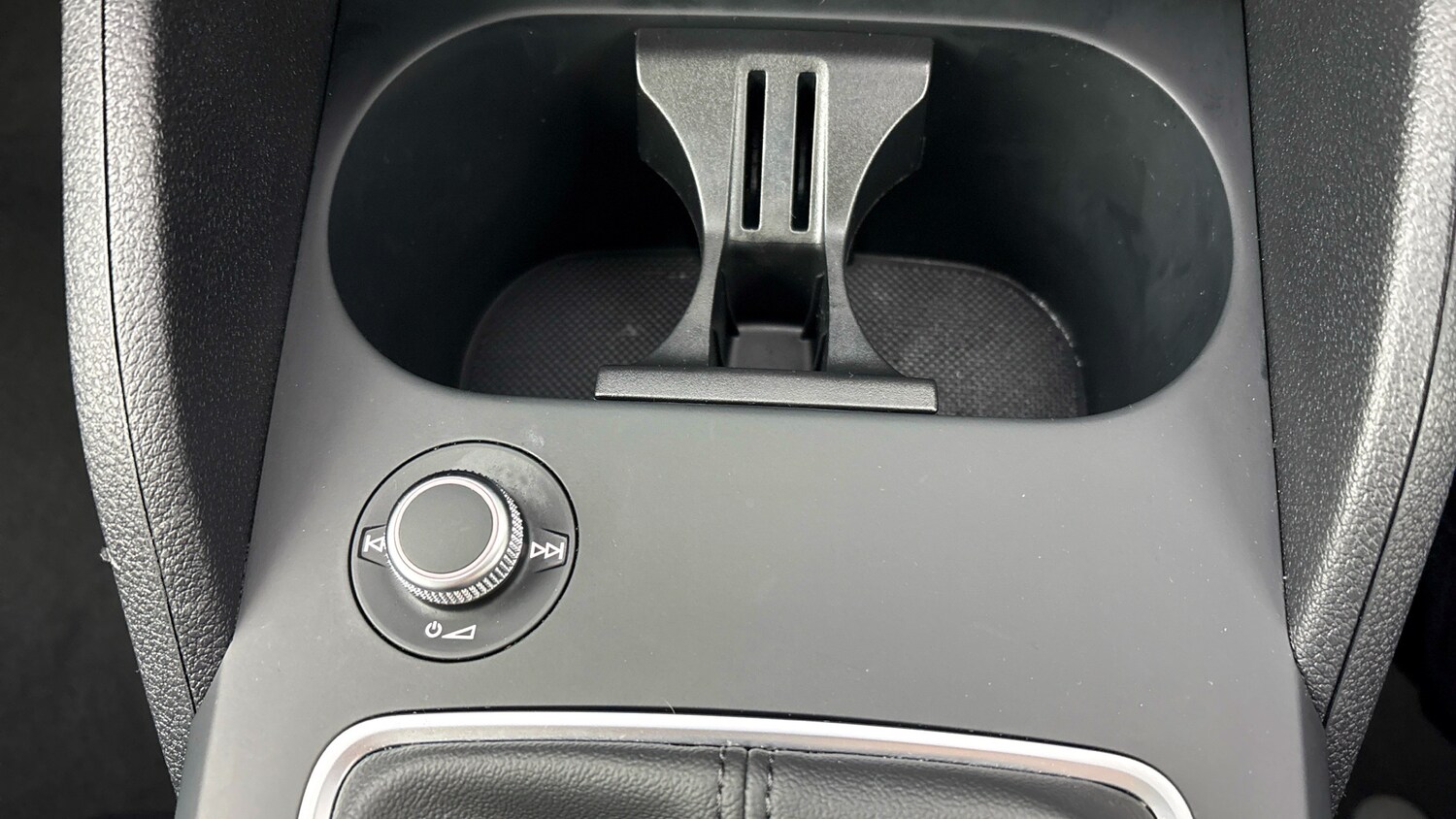 Used Audi Q2 2025 for sale - 77701432: Photo 13