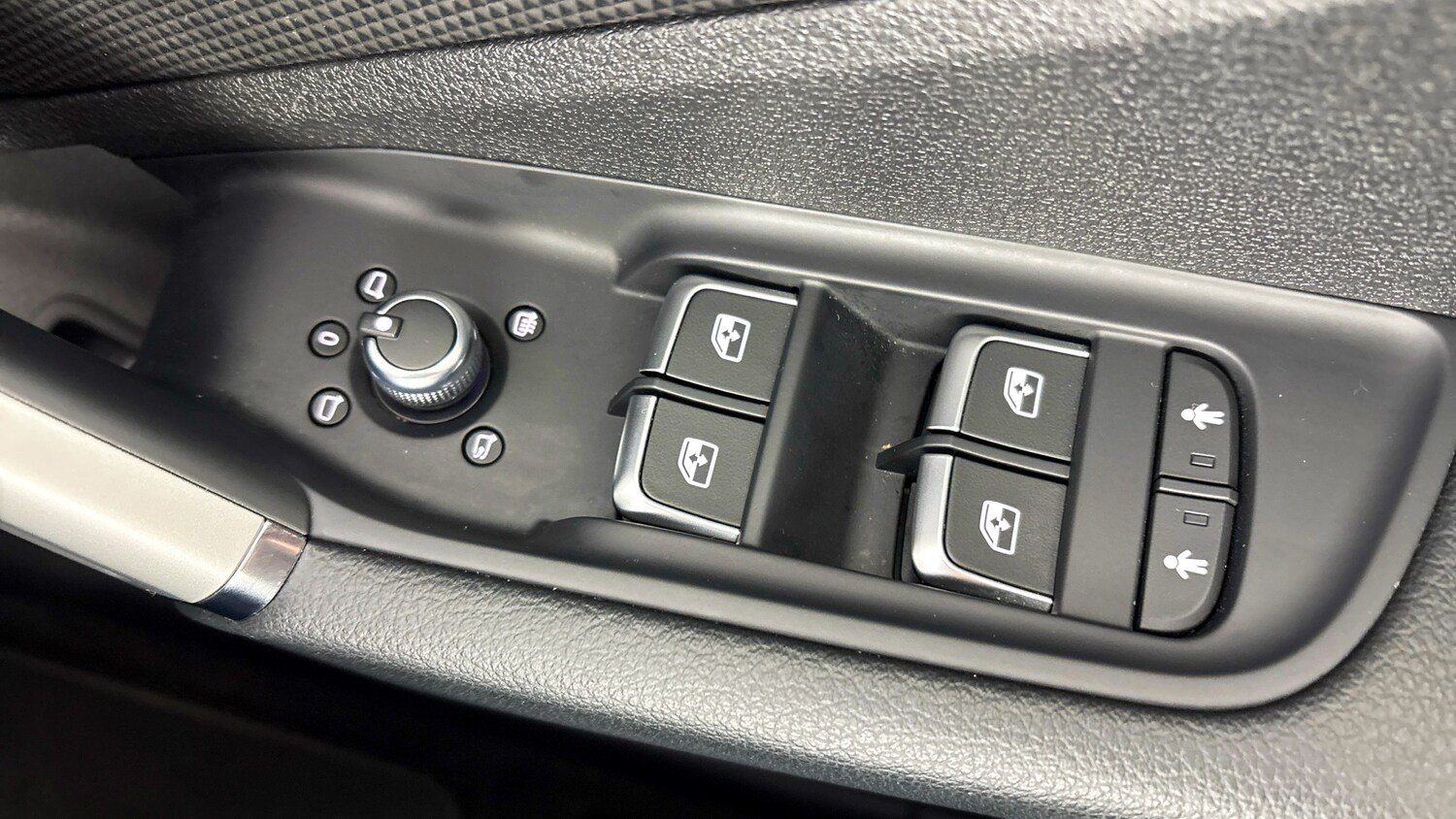 Used Audi Q2 2025 for sale - 77701432: Photo 23