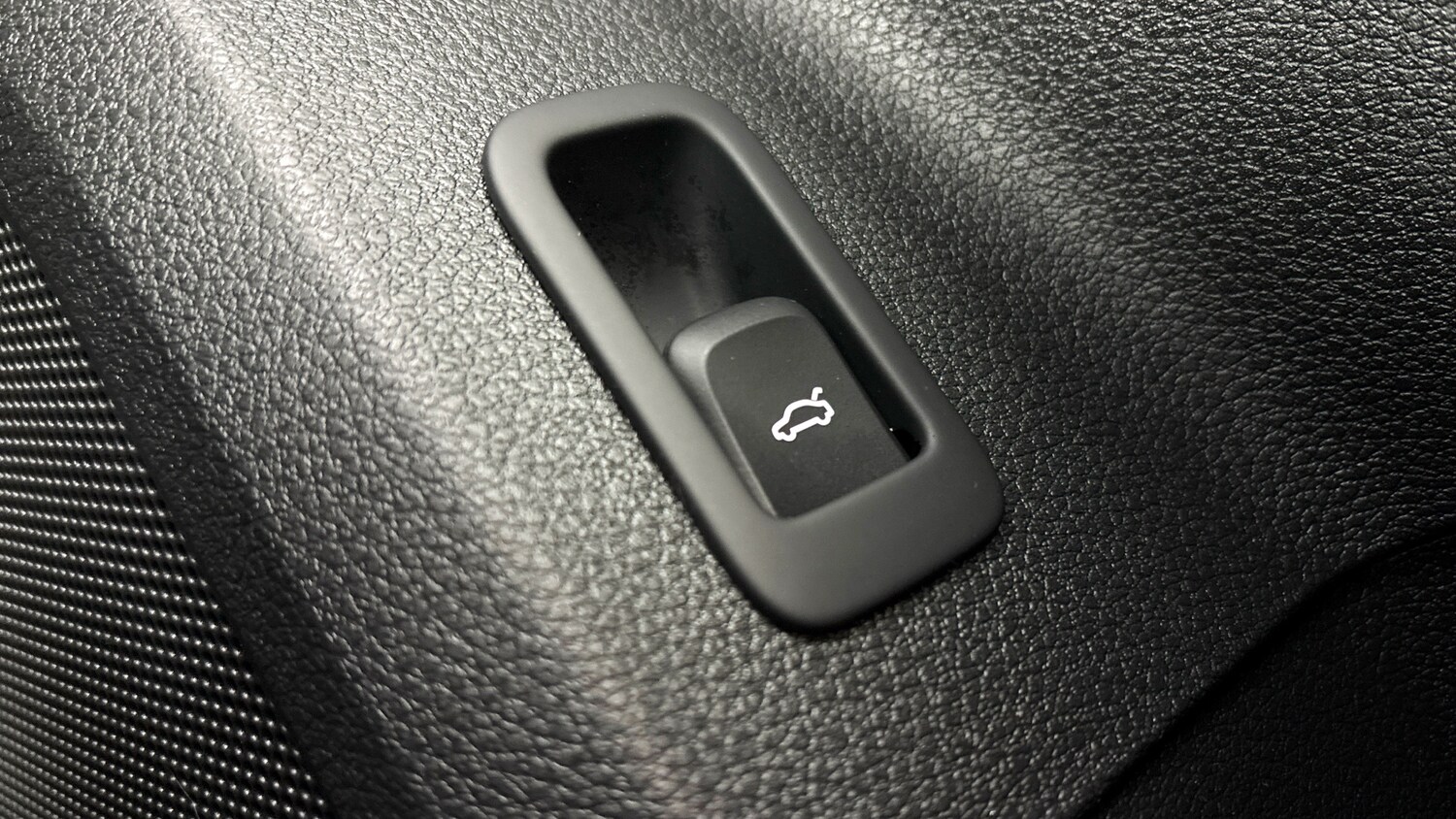 Used Audi Q2 2025 for sale - 77701432: Photo 24