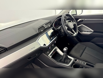 Used Audi Q3 2023 for sale - 78031855: Photo