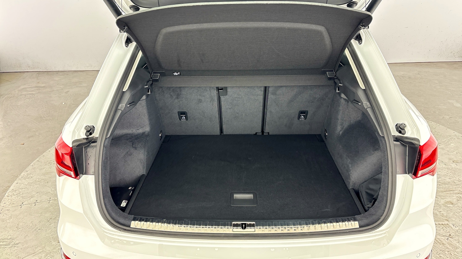 Used Audi Q3 2023 for sale - 78031855: Photo 38