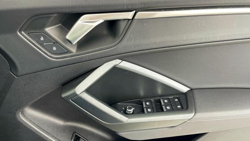 Used Audi Q3 2023 for sale - 75694649: Photo 20