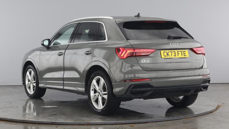 Used Audi Q3 2023 for sale - 75694649: Photo 3