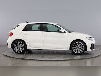 Used Audi A1 2023 for sale - 77635534: Photo