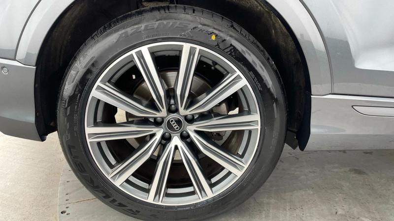 Used Audi Q8 2022 for sale - 77301092: Photo 31