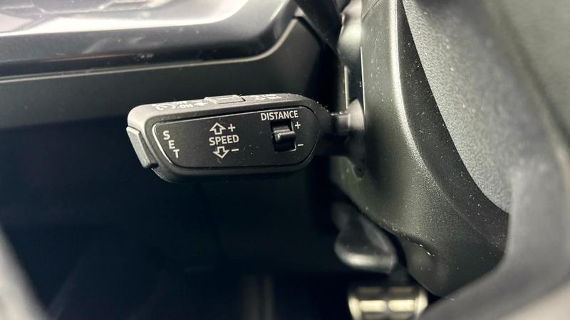 Used Audi Q4 e-tron 2025 for sale - 77233697: Photo 16