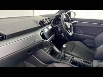 Used Audi Q3 2023 for sale - 74145786: Photo