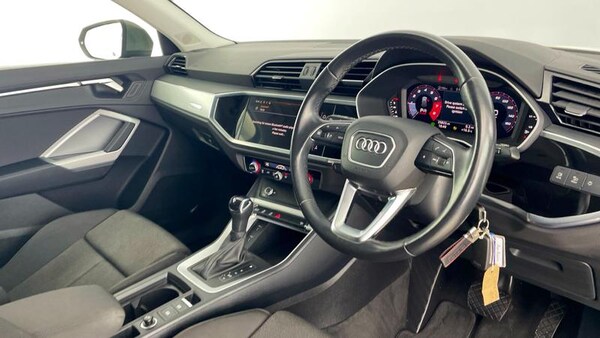 Used Audi Q3 2022 for sale - 75718176: Photo 6