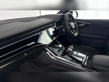 Used Audi Q8 2023 for sale - 77258471: Photo