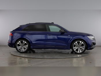 Used Audi Q8 2023 for sale - 77258471: Photo