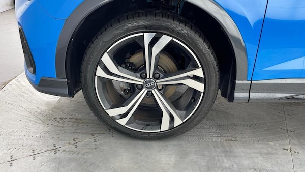 Used Audi Q3 2020 for sale - 76079849: Photo 39