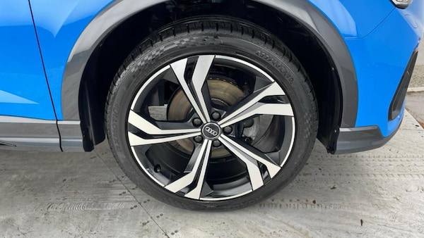 Used Audi Q3 2020 for sale - 76079849: Photo 5