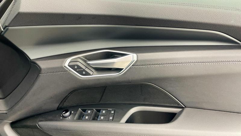 Used Audi e-tron GT 2022 for sale - 76664835: Photo 19