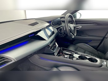 Used Audi e-tron GT 2022 for sale - 76664835: Photo