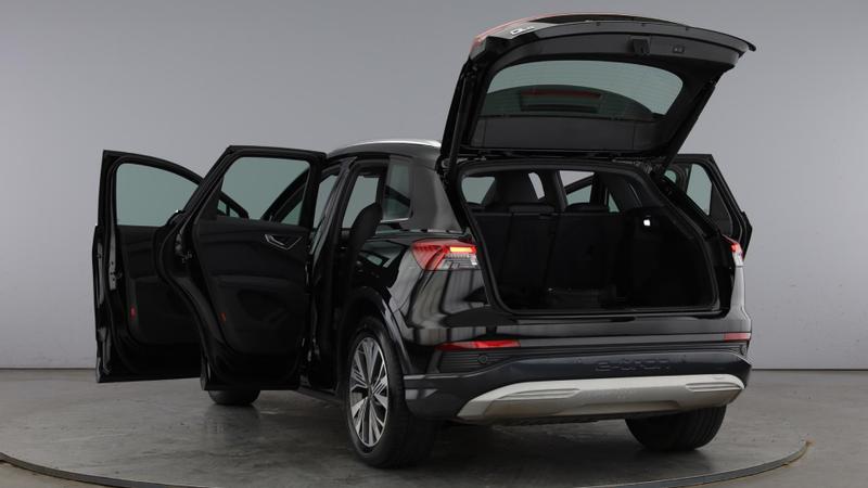 Used Audi Q4 e-tron 2025 for sale - 76931234: Photo 11