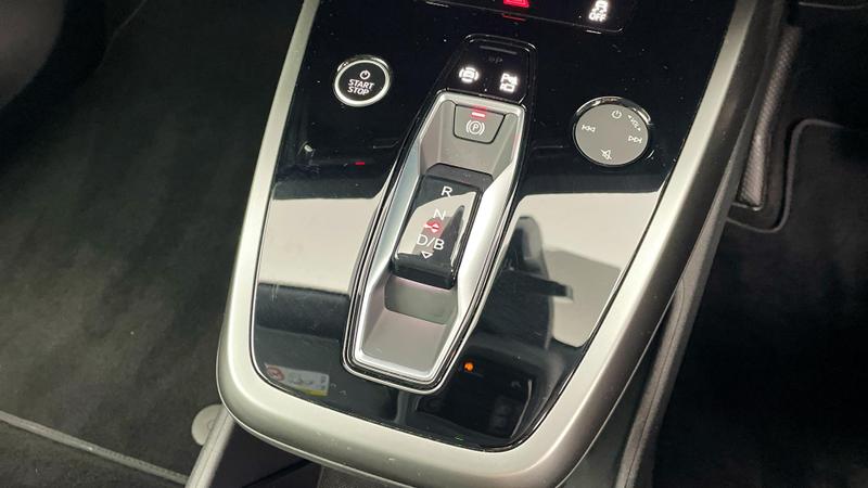 Used Audi Q4 e-tron 2025 for sale - 76931234: Photo 13