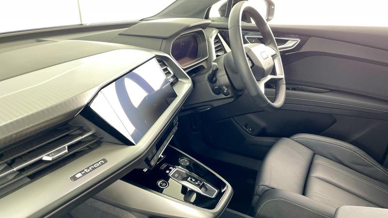 Used Audi Q4 e-tron 2025 for sale - 76931234: Photo 2