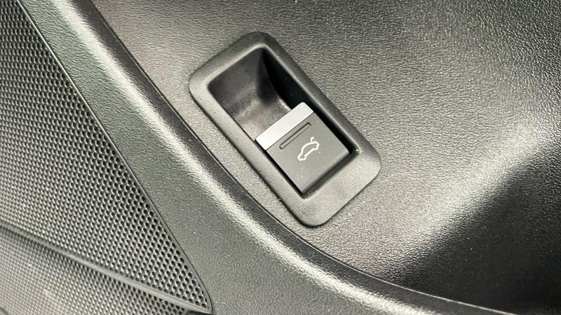 Used Audi Q4 e-tron 2025 for sale - 76931234: Photo 28