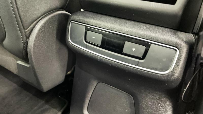 Used Audi Q4 e-tron 2025 for sale - 76931234: Photo 32