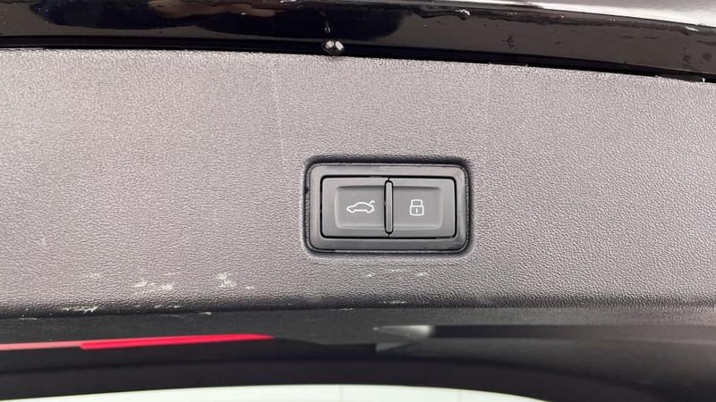 Used Audi Q4 e-tron 2025 for sale - 76931234: Photo 37