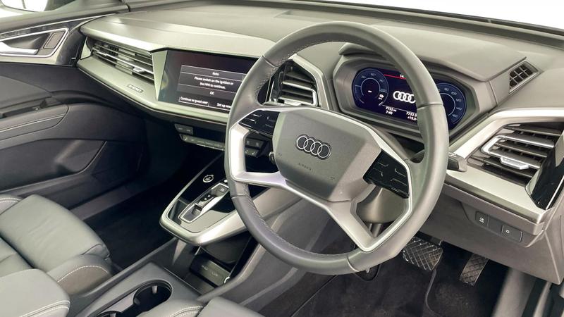 Used Audi Q4 e-tron 2025 for sale - 76931234: Photo 6