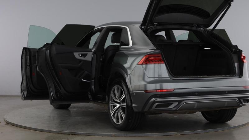 Used Audi Q8 2022 for sale - 77476864: Photo 11