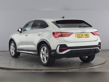 Used Audi Q3 2025 for sale - 75997318: Photo