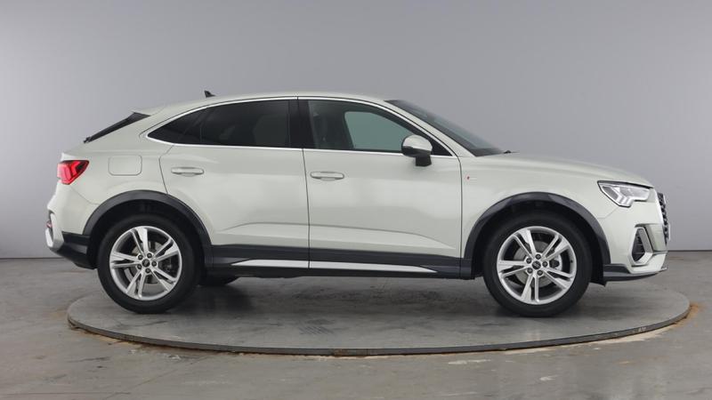 Used Audi Q3 2025 for sale - 75997318: Photo 4