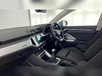 Used Audi Q3 2022 for sale - 75068962: Photo