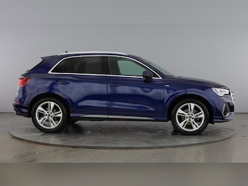 Used Audi Q3 2022 for sale - 77476870: Photo